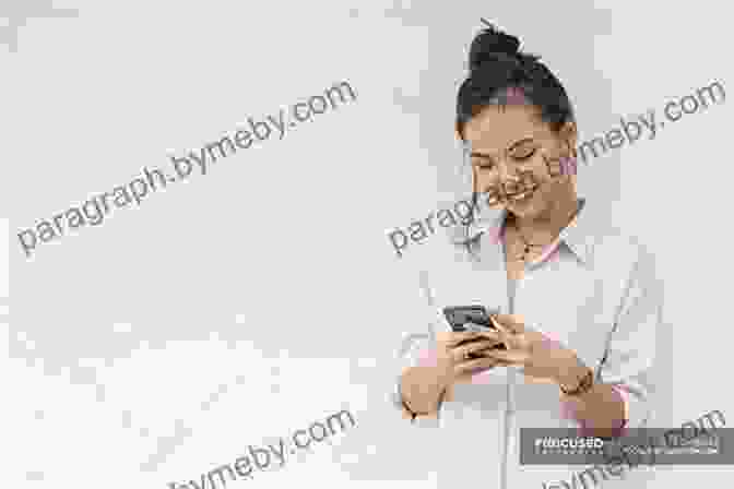 A Smiling Chinese Woman Using A Smartphone Invest Diva S Guide To Making Money In Forex: How To Profit In The World S Largest Market: How To Profit In The World S Largest Market